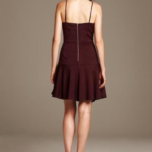 NWOT Banana Republic Burgundy Bustier Asymmetrical Fit & Flare Midi Dress Sz 2 - Picture 6 of 8